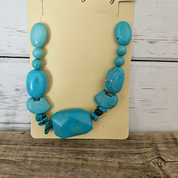 De-Stash Bundle of 6 Artisan Magnesite and Howlite  Stones for Jewelry Designs - Picture 5 of 12